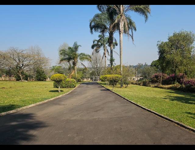 4 BEDROOM HOUSE FOR SALE IN WEST RIDING